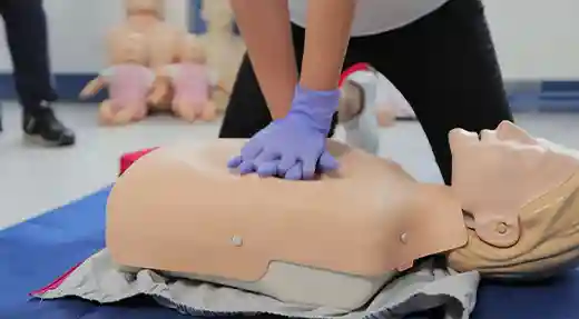 Cpr on dummy
