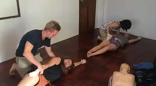 react right course echo divers Koh Tao Thailand